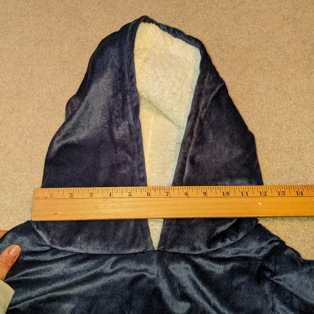 NWOT The comfy original hoodie - Picture 4 of 15